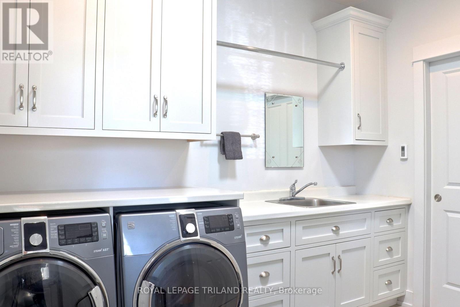 15796 Nine Mile Road, Middlesex Centre, Ontario  N0M 2A0 - Photo 18 - X13598002