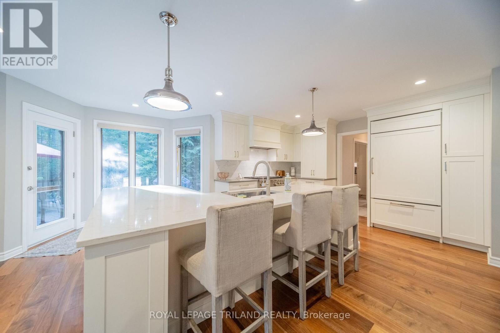 10498 Pinetree Drive, Lambton Shores, Ontario  N0M 1T0 - Photo 16 - X13652516
