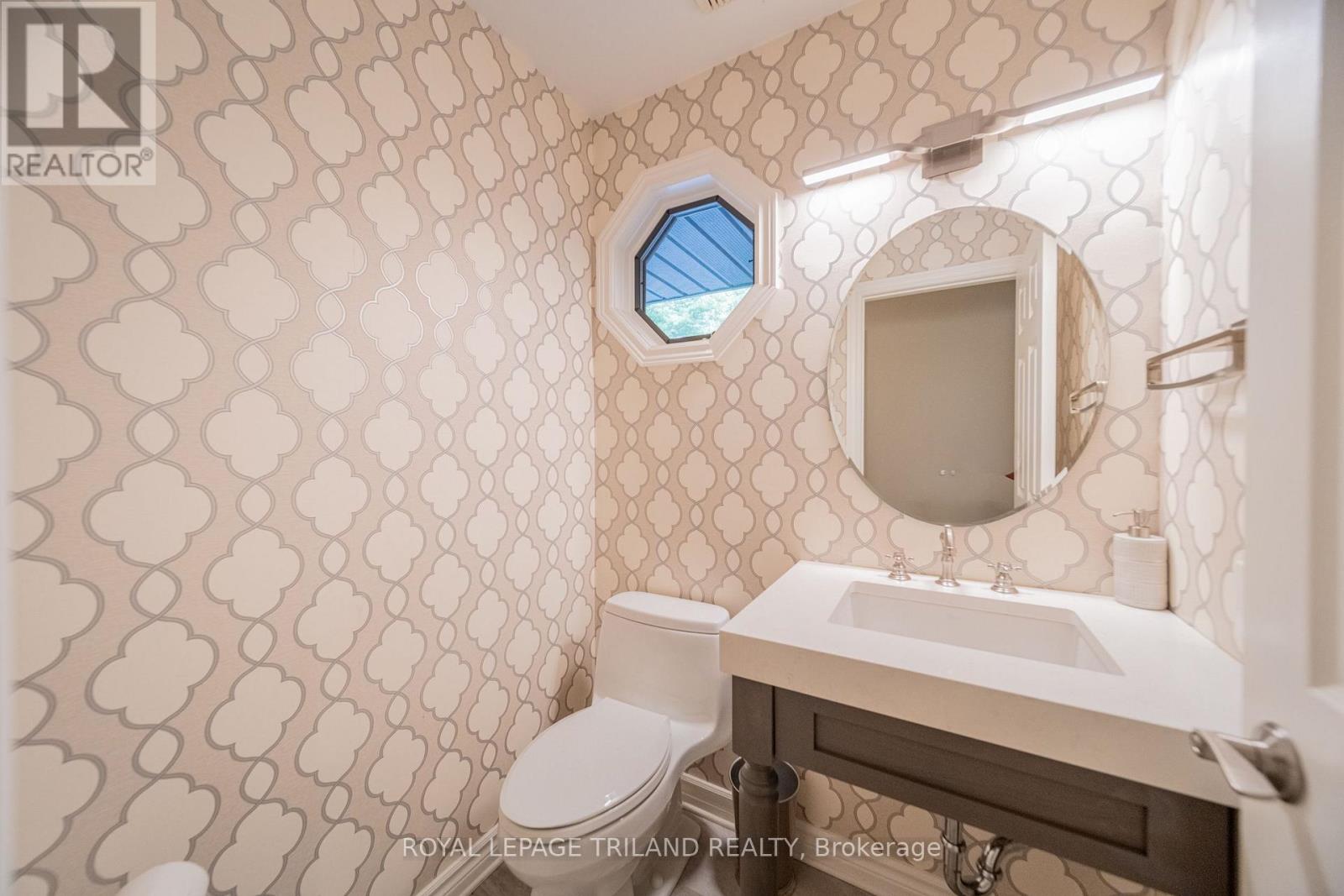 10498 Pinetree Drive, Lambton Shores, Ontario  N0M 1T0 - Photo 31 - X13652516