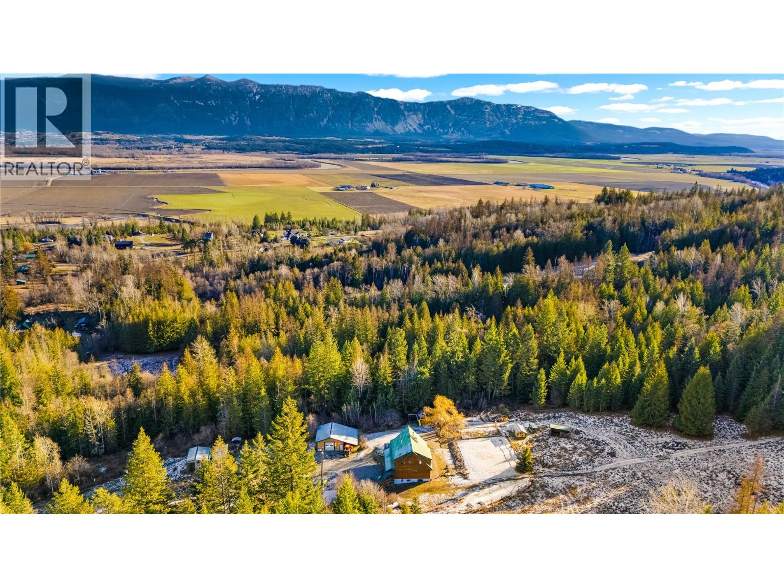 2033 Smith Road, Creston, British Columbia  V0B 1G7 - Photo 3 - 10370988