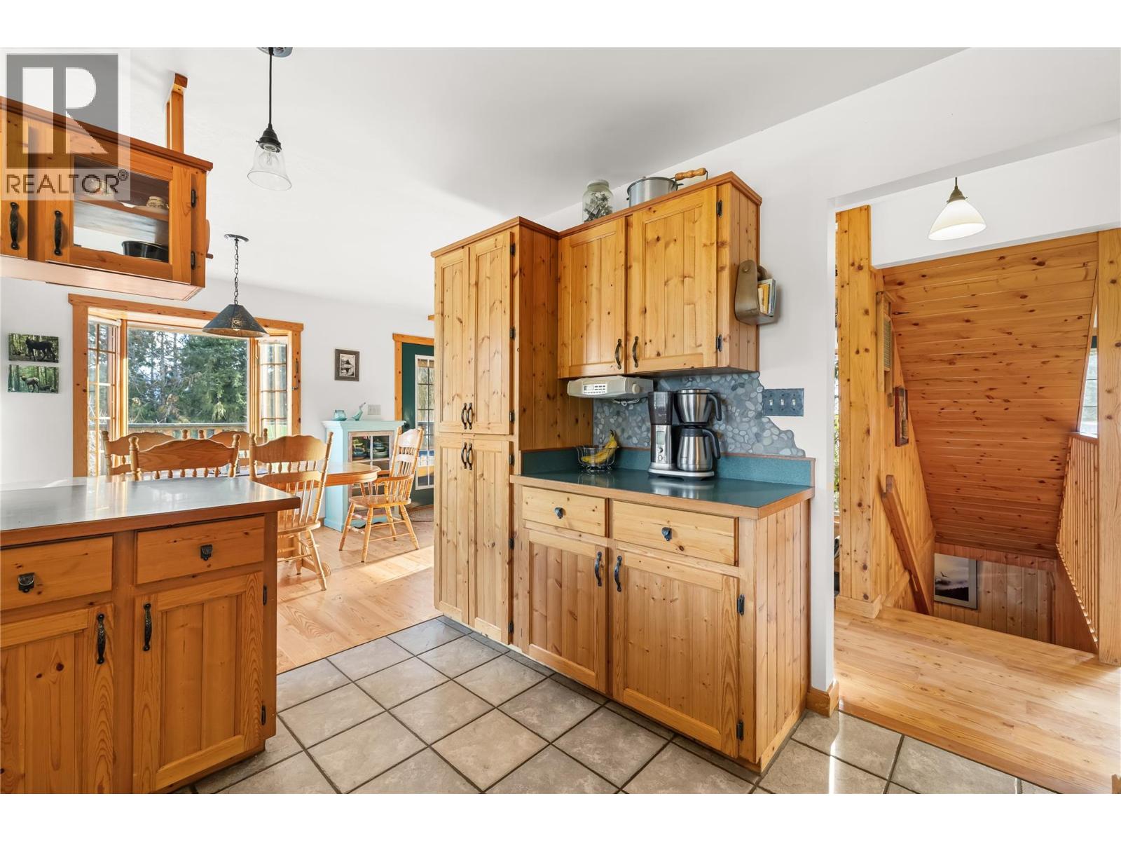 2033 Smith Road, Creston, British Columbia  V0B 1G7 - Photo 41 - 10370988