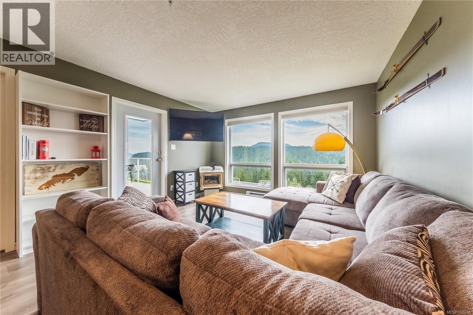 110 1201 Henry Rd, Courtenay, British Columbia  V9J 1L0 - Photo 24 - 1045205
