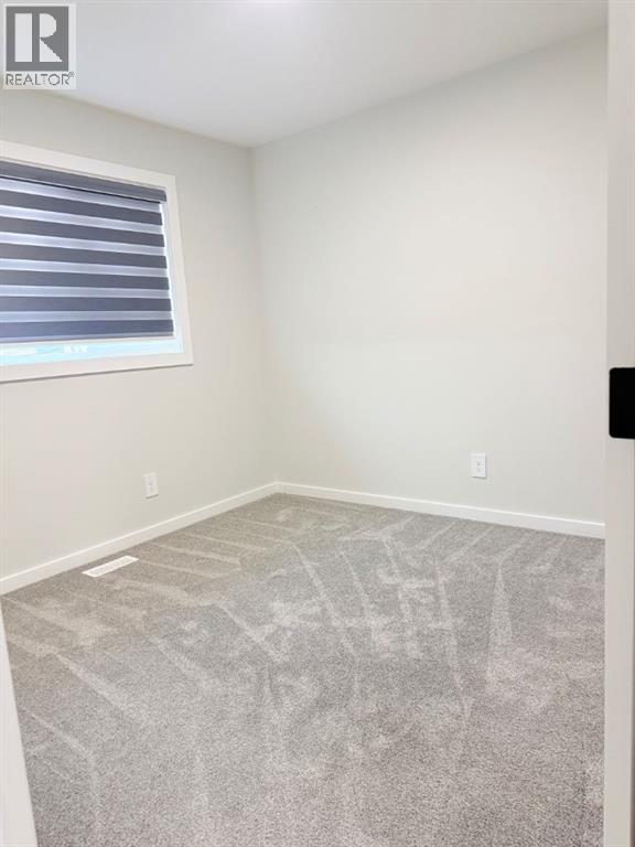 112 Langwell Common SE, Airdrie, Alberta  T4A 3P4 - Photo 11 - A2314239