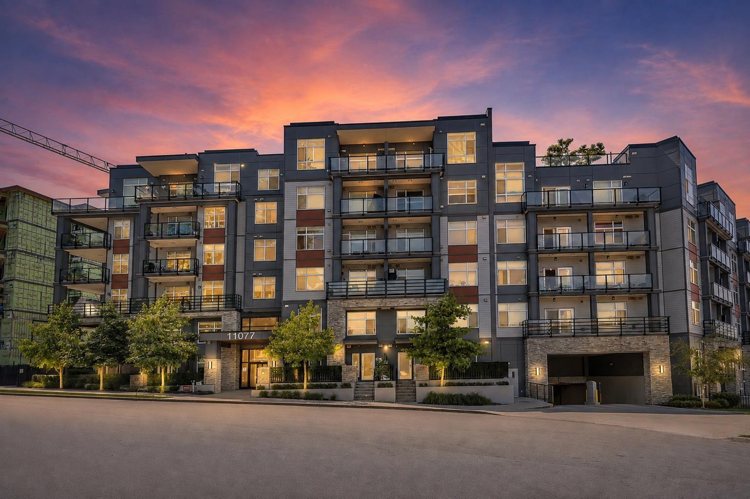 525 11077 RAVINE ROAD, Surrey, British Columbia