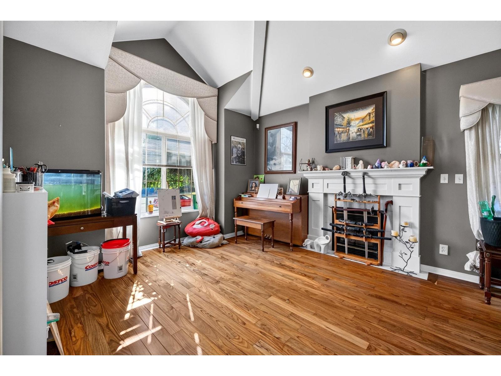 6455 188a Street, Surrey, British Columbia  V3S 8V3 - Photo 9 - R3153804