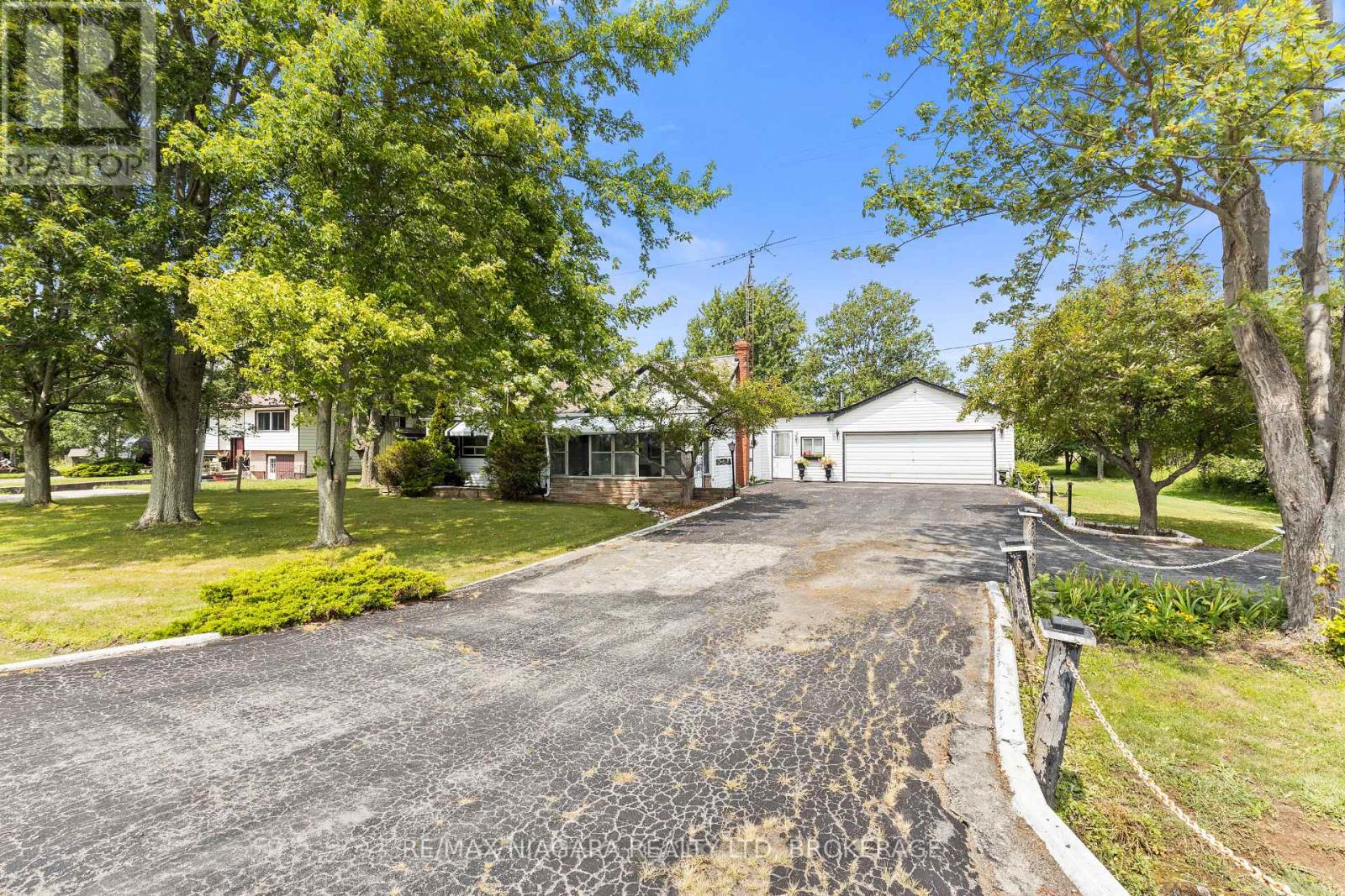2249 North Shore Drive, Haldimand, Ontario  N0A 1K0 - Photo 2 - X13652334