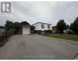 7601 LOCKINGTON CRESCENT, mississauga (malton), Ontario