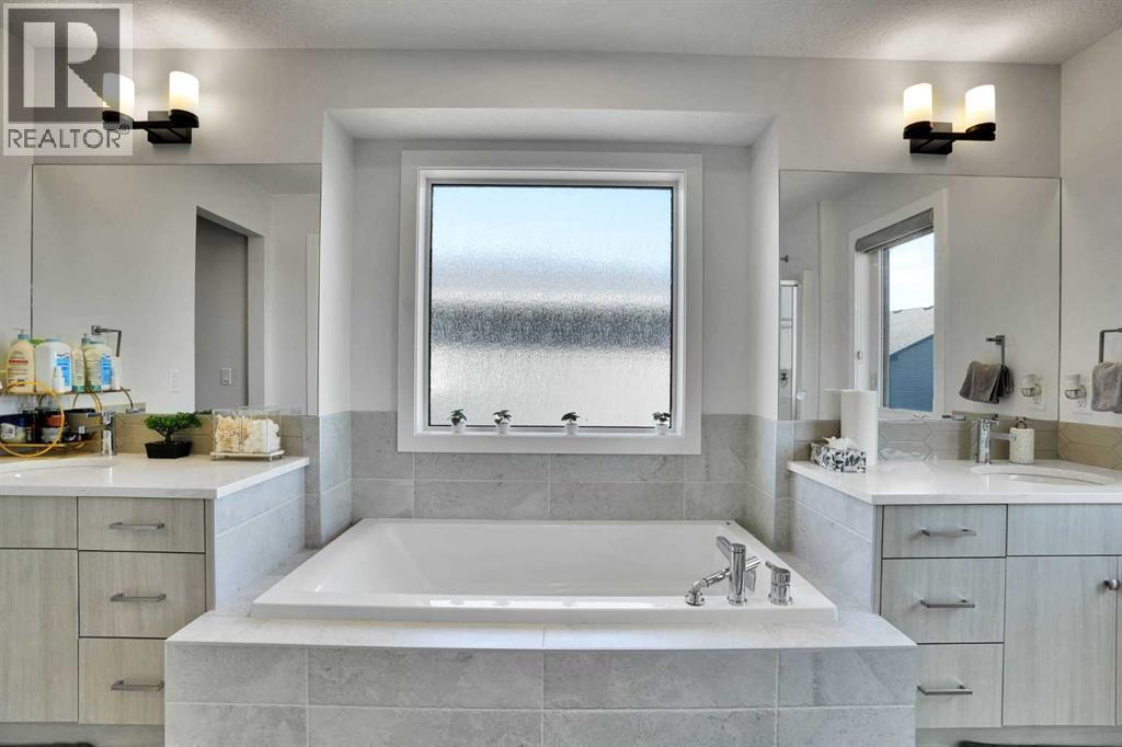 45 Dawson Gardens, Chestermere, Alberta  T1X 2R1 - Photo 25 - A2333374