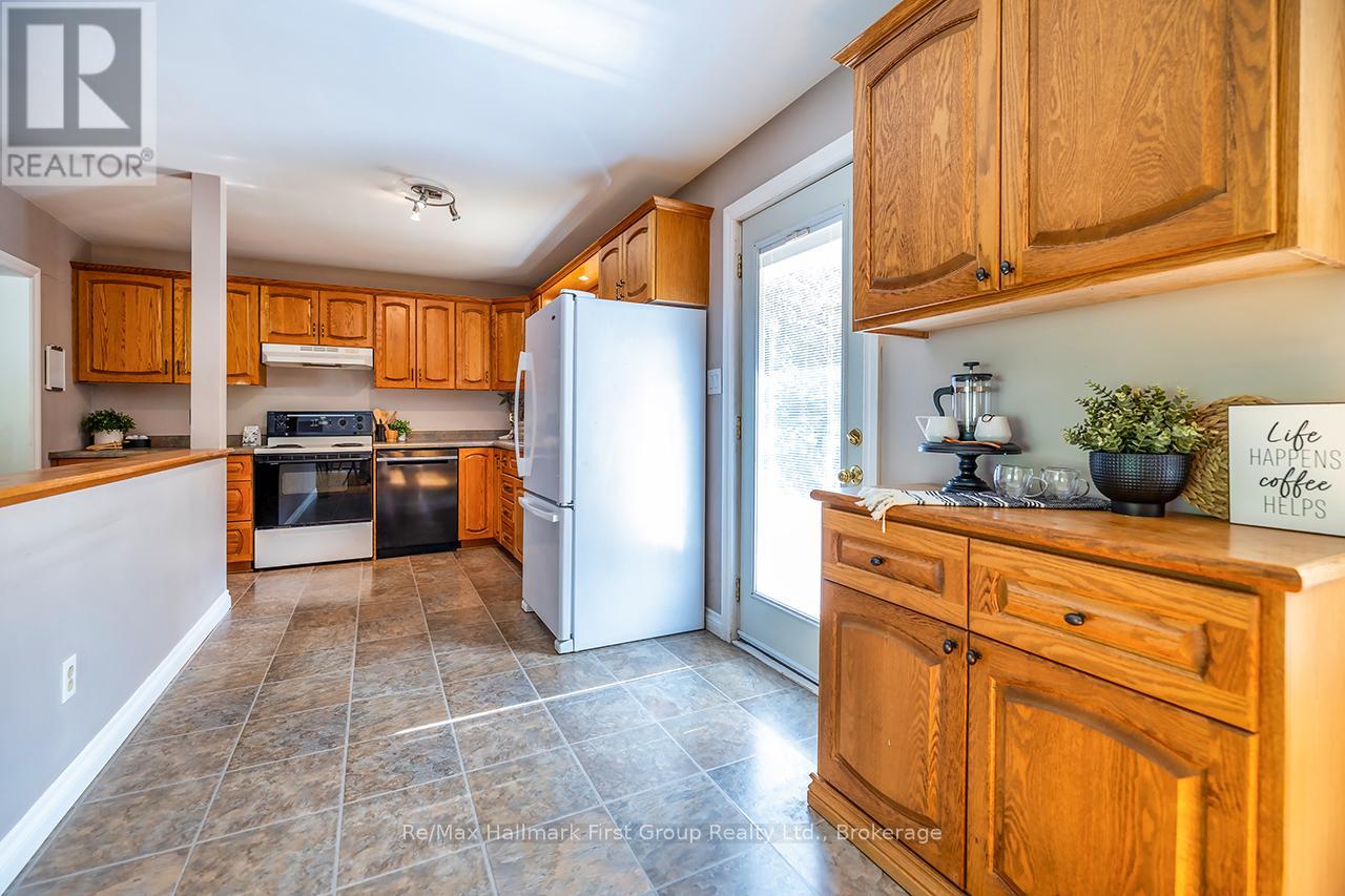 4818 Thornton Road N, Oshawa, Ontario  L1H 0T4 - Photo 7 - E13652440