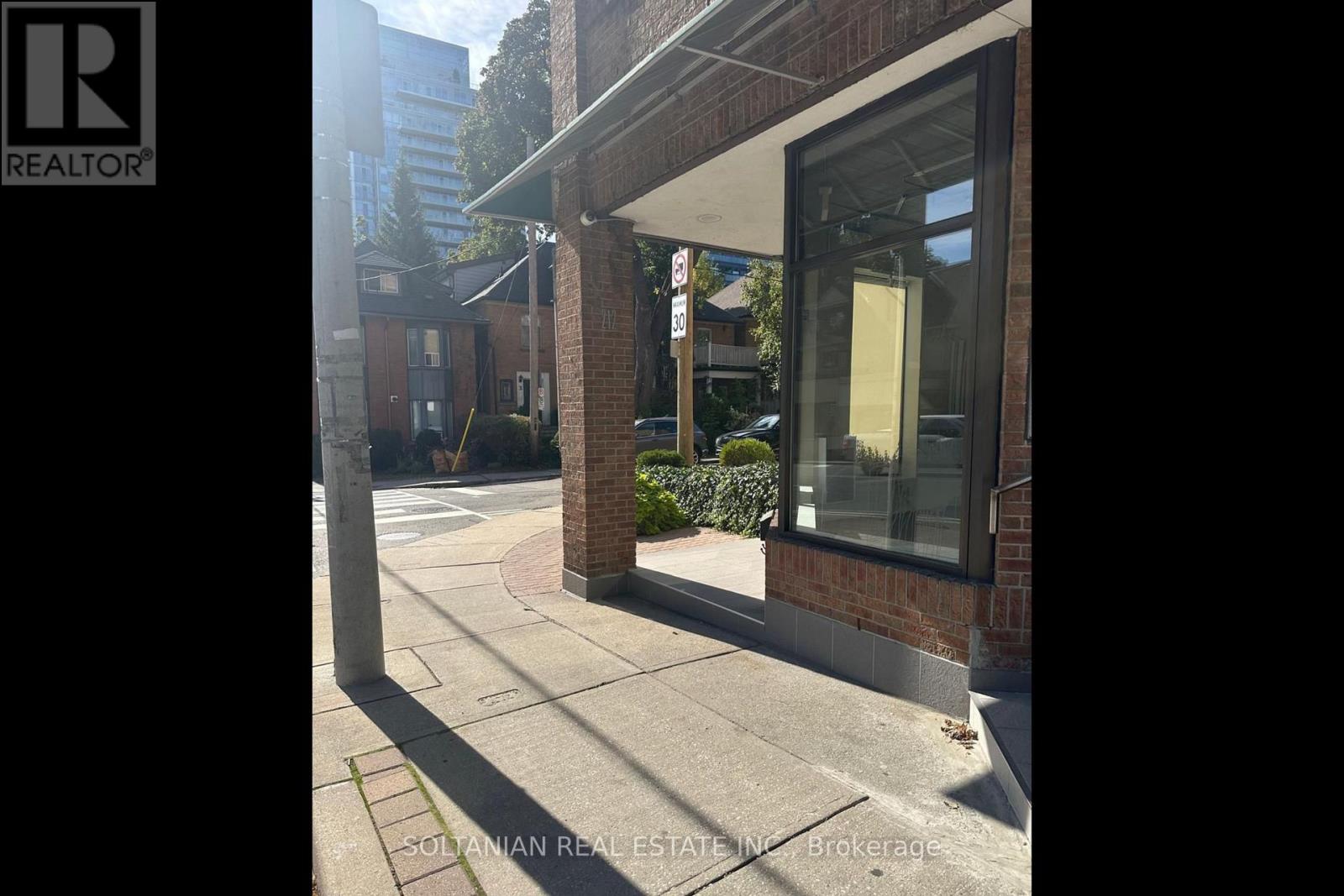 212 Avenue Road, Toronto (Annex), Ontario  M5R 2J4 - Photo 5 - C13652324