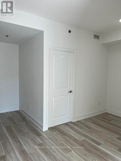 218 - 320 Tweedsmuir Avenue, Toronto (Forest Hill South), Ontario  M5P 2Y3 - Photo 8 - C13652328