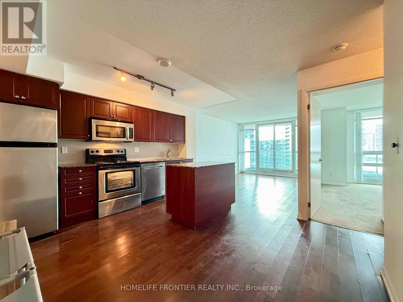 1075 - 209 Fort York Boulevard, Toronto, Ontario  M4V 4A1 - Photo 17 - C13652348
