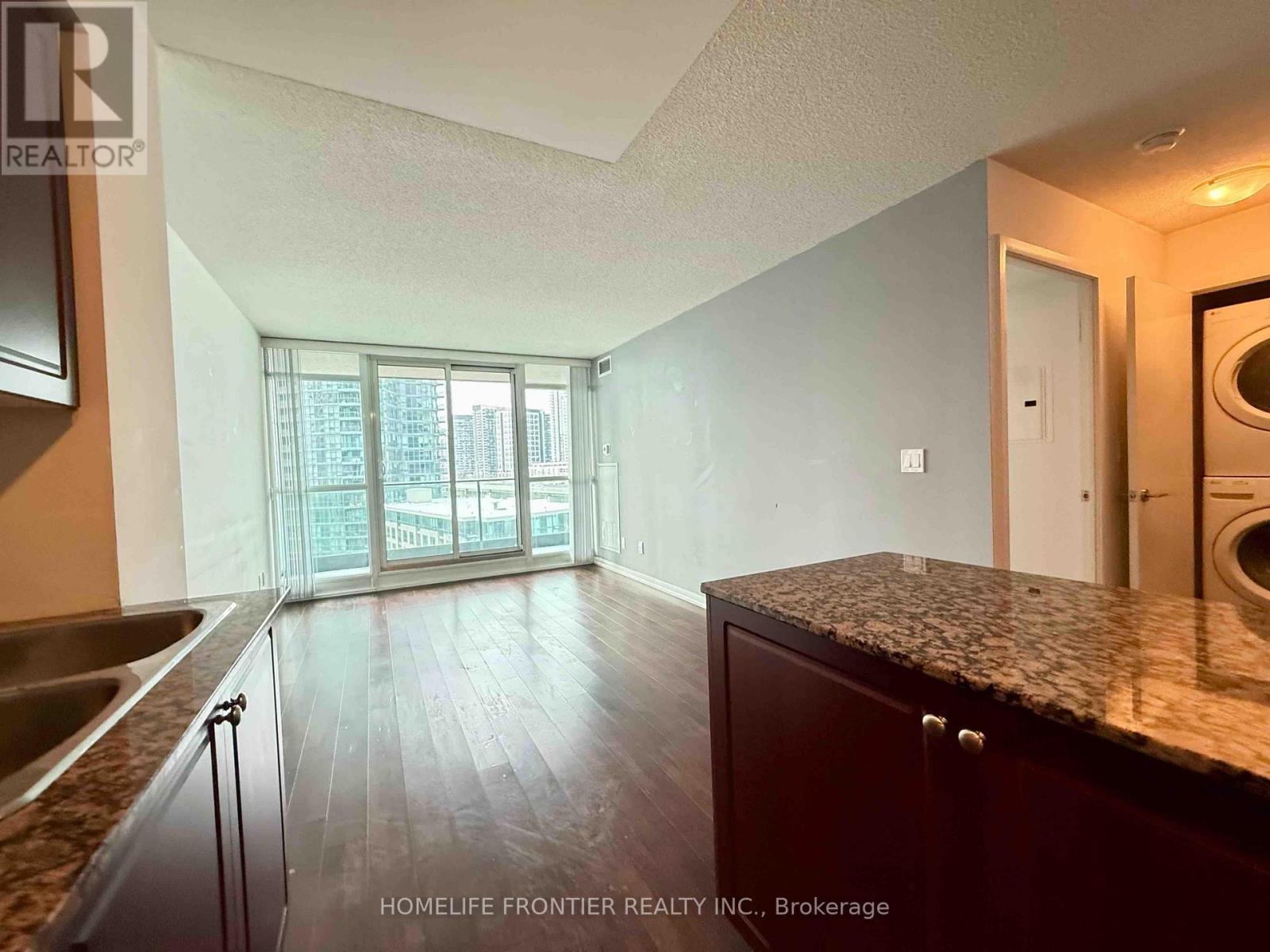1075 - 209 Fort York Boulevard, Toronto, Ontario  M4V 4A1 - Photo 20 - C13652348