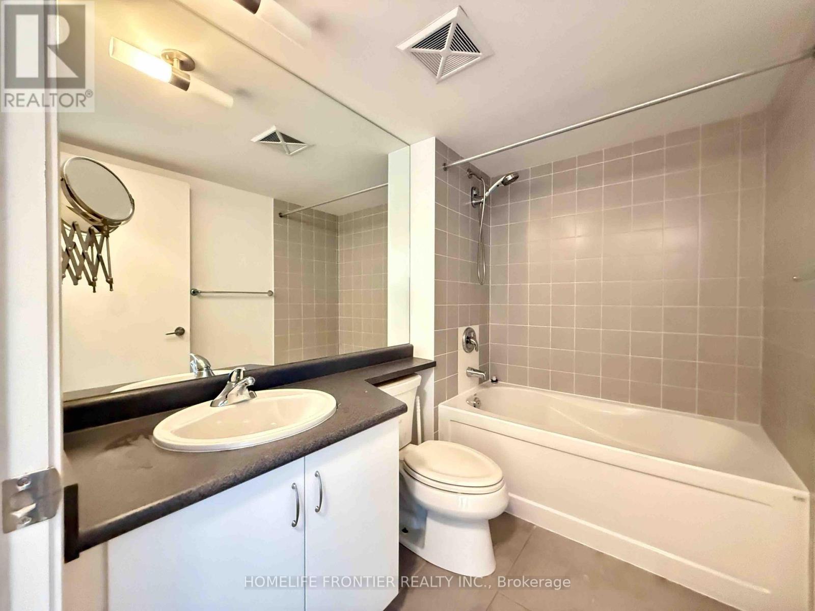 1075 - 209 Fort York Boulevard, Toronto, Ontario  M4V 4A1 - Photo 30 - C13652348