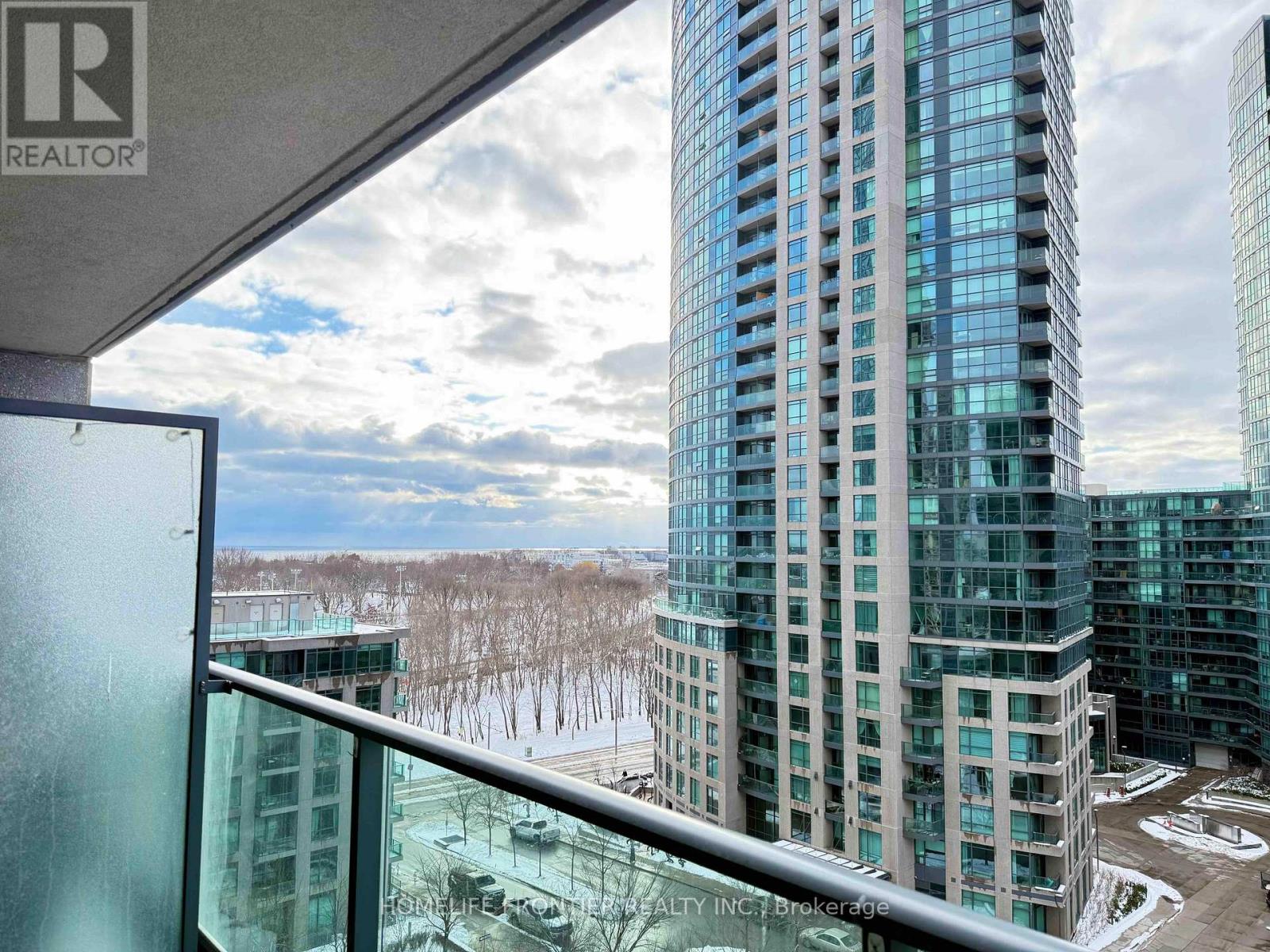 1075 - 209 Fort York Boulevard, Toronto, Ontario  M4V 4A1 - Photo 31 - C13652348