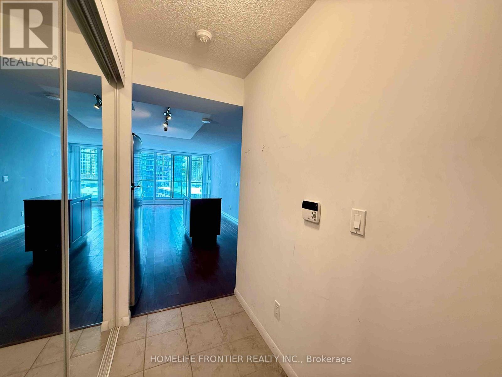 1075 - 209 Fort York Boulevard, Toronto, Ontario  M4V 4A1 - Photo 7 - C13652348