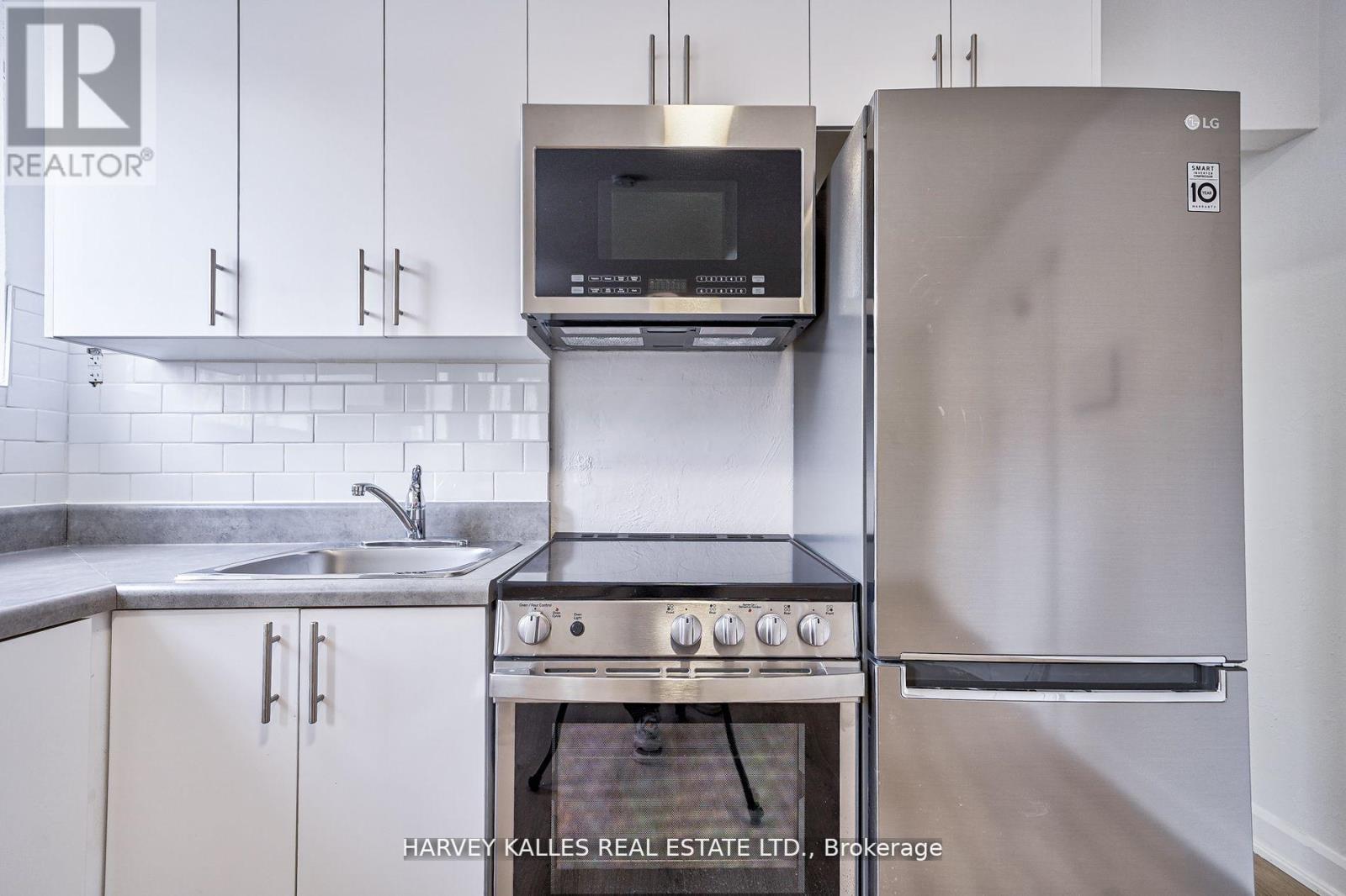 Unit 2 - 1046 Bathurst Street, Toronto (Annex), Ontario  M5R 3G7 - Photo 16 - C13652372