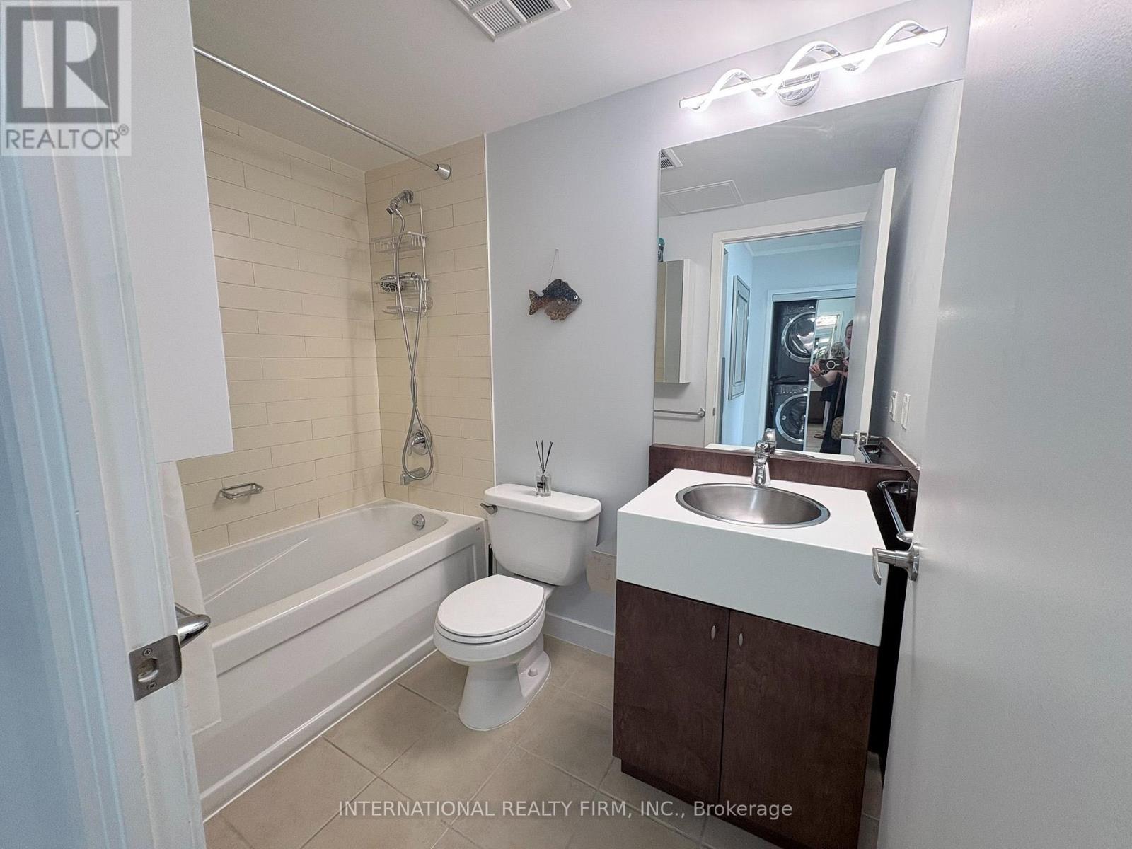 3803 - 5 Mariner Terrace, Toronto, Ontario  M5V 3V6 - Photo 13 - C13652444