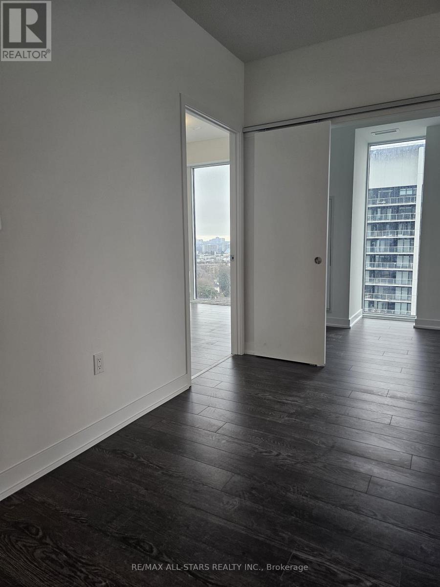 1411 - 50 O'neill Road, Toronto, Ontario  M3C 0R2 - Photo 5 - C13652474
