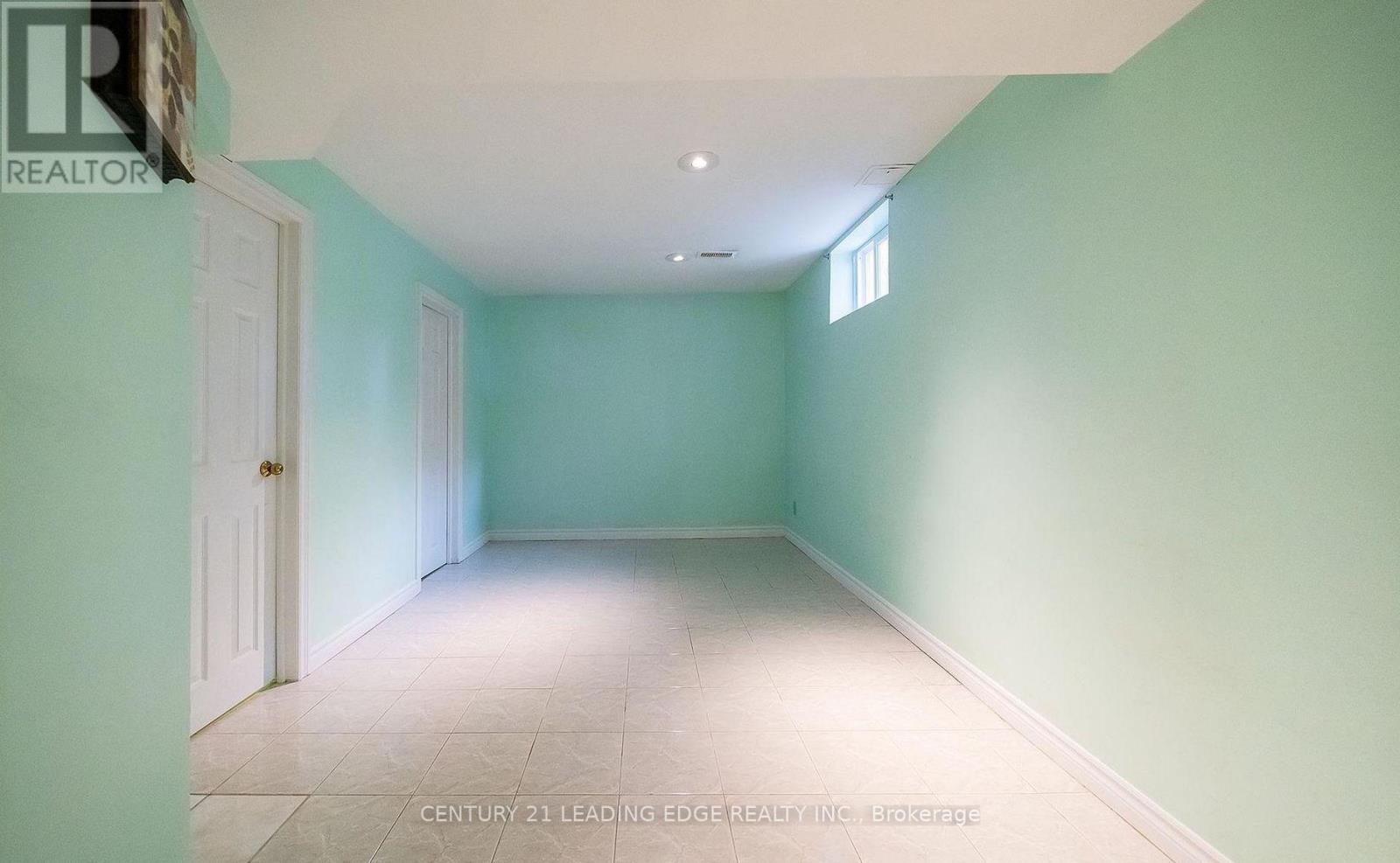 310 Holmes Avenue, Toronto, Ontario  M2N 4N3 - Photo 33 - C13652494