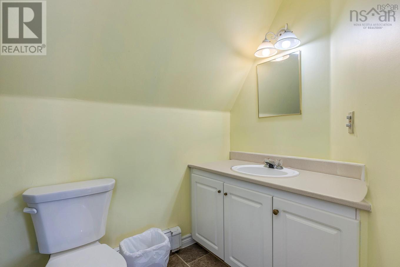 6090 Coburg Road, Halifax, Nova Scotia  B3H 1Z4 - Photo 38 - 202610164