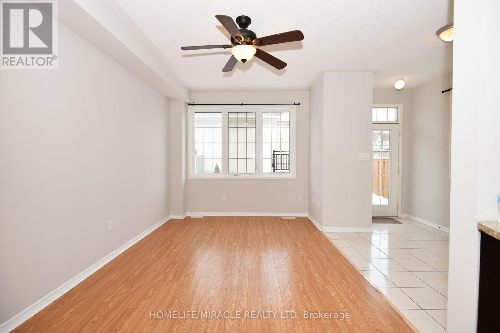 112 Mcbride Avenue, Clarington, Ontario  L1C 0J5 - Photo 10 - E13652320