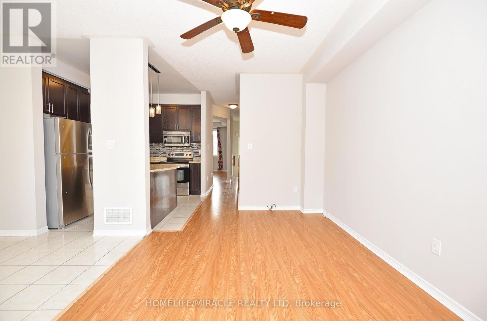 112 Mcbride Avenue, Clarington, Ontario  L1C 0J5 - Photo 11 - E13652320