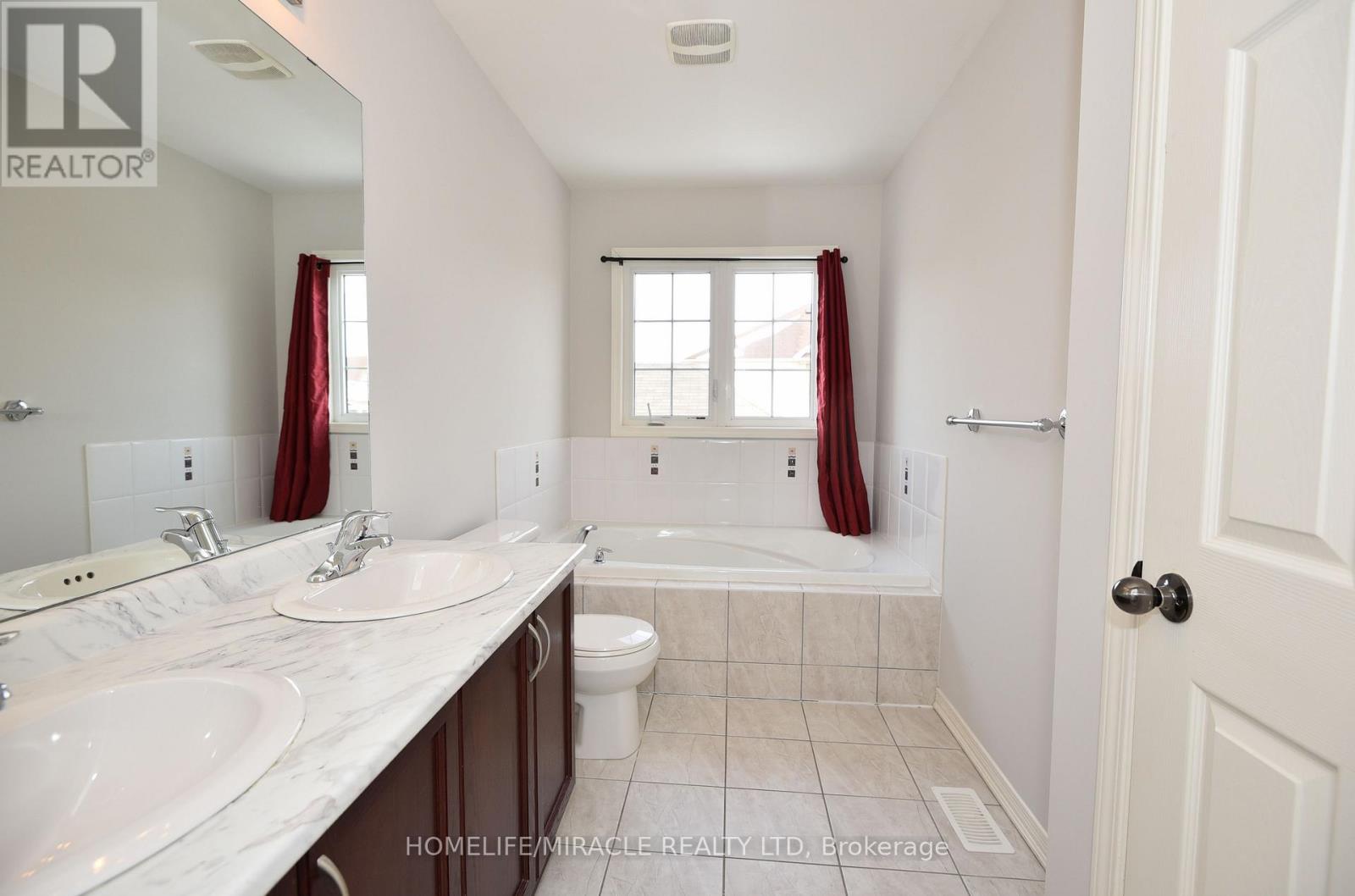112 Mcbride Avenue, Clarington, Ontario  L1C 0J5 - Photo 20 - E13652320