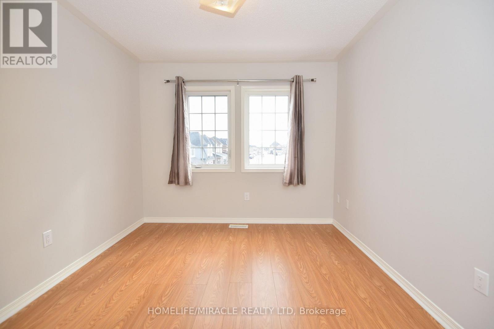 112 Mcbride Avenue, Clarington, Ontario  L1C 0J5 - Photo 26 - E13652320