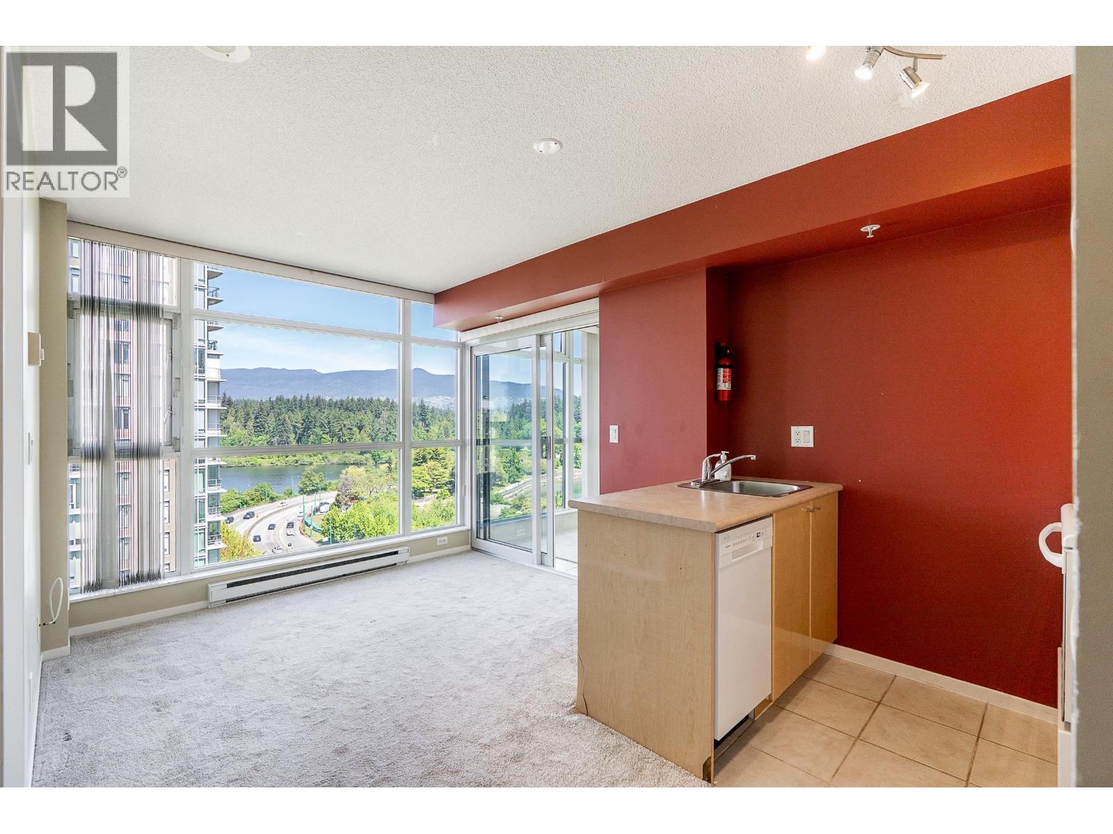 Ph110 1889 Alberni Street, Vancouver, British Columbia  V6G 3G7 - Photo 3 - R3129334