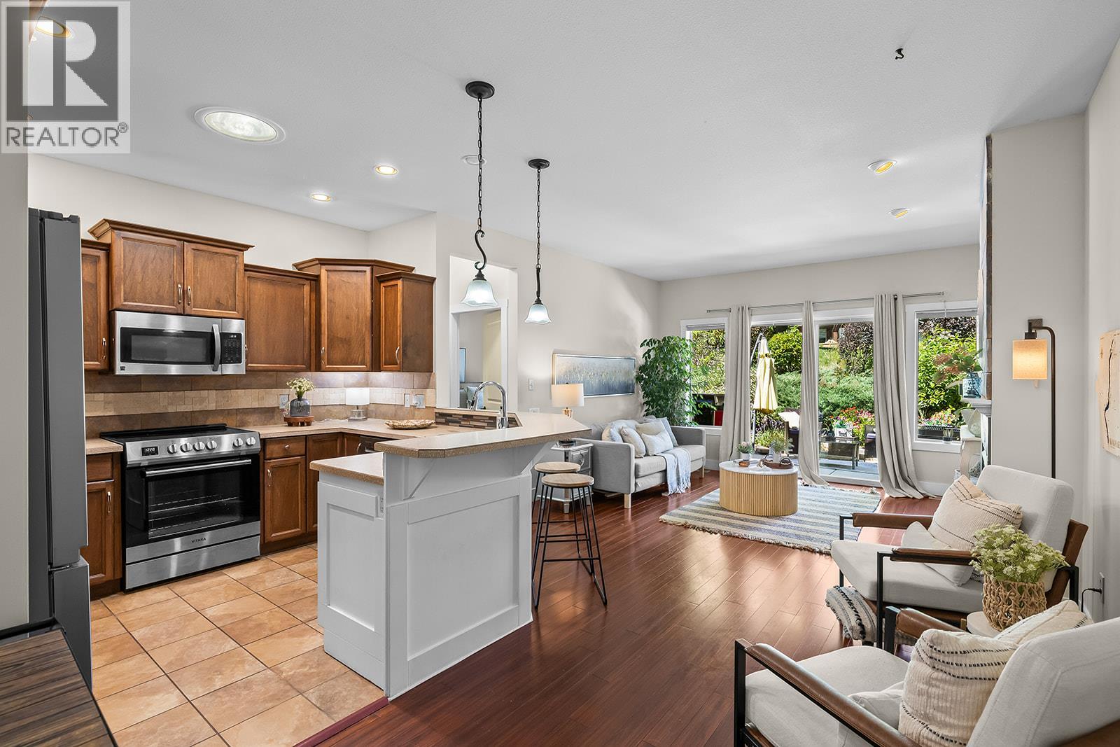 3871 Sonoma Pines Drive, West Kelowna, British Columbia  V4T 2Z5 - Photo 10 - 10394119