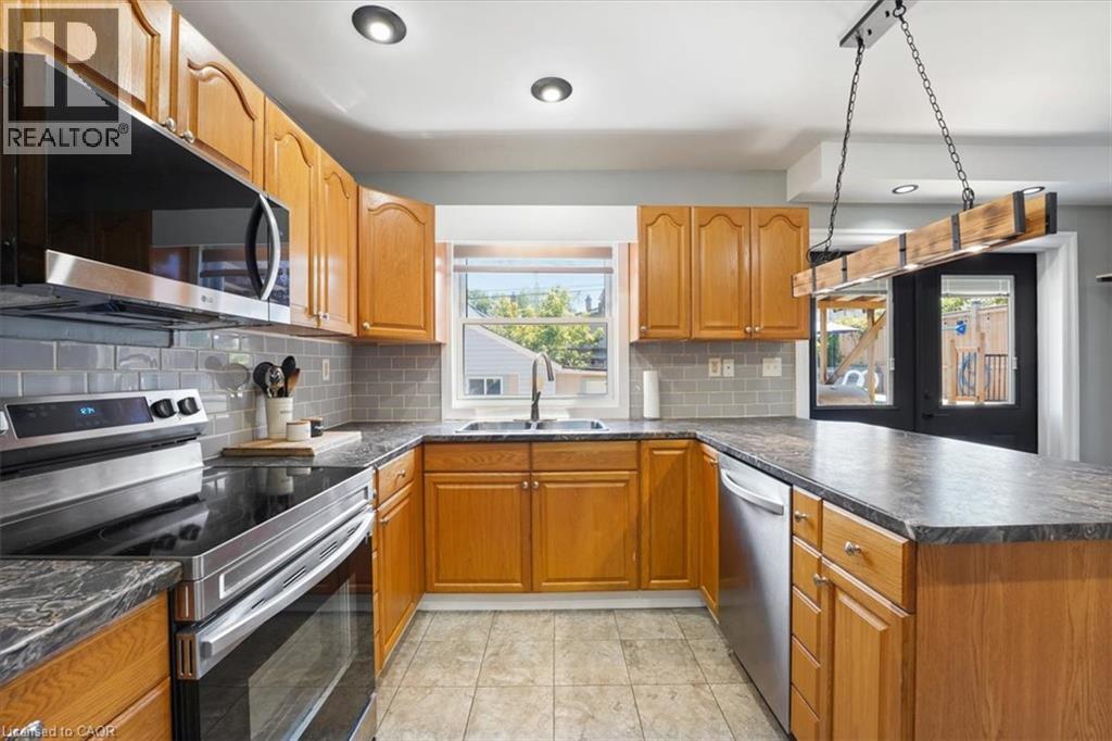 233 Auburn Avenue, Hamilton, Ontario  L8K 3B7 - Photo 9 - 40852617