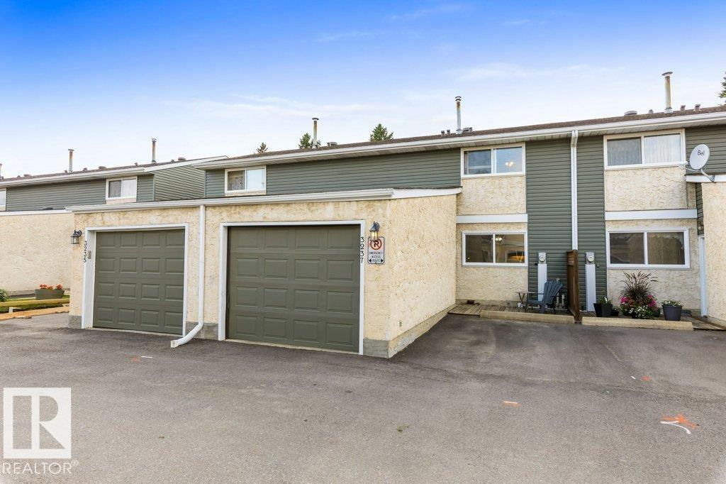 3237 132a Av NW, Edmonton, Alberta  T5A 3K4 - Photo 2 - E4502738