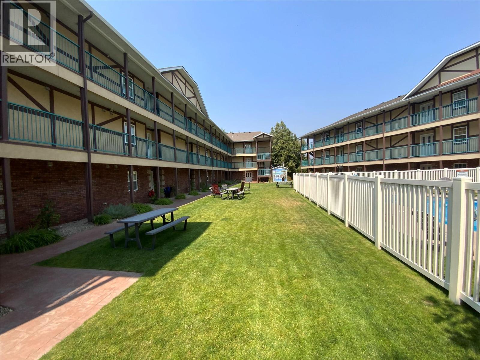 750 Railway Lane Unit# 28, Okanagan Falls, British Columbia V0H 1R0 - Photo 3 - 10395693