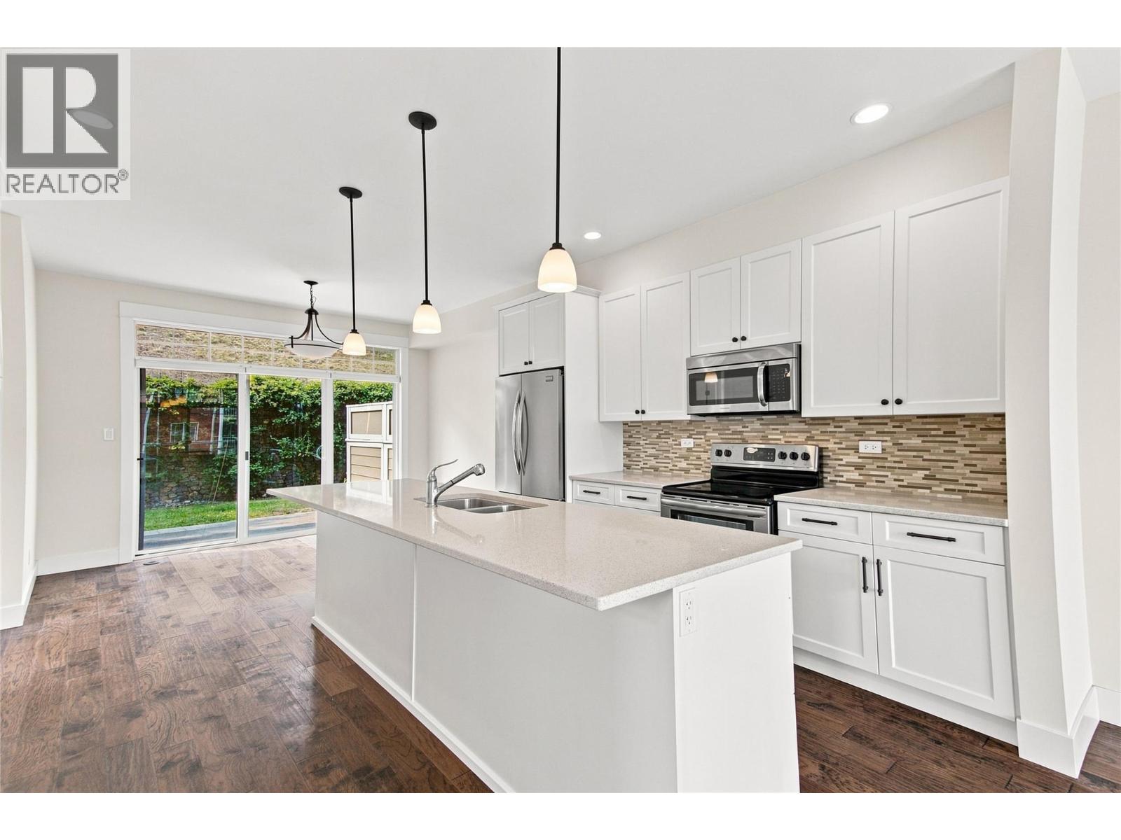 145 St Paul Street, Kamloops, British Columbia  V2C 2J1 - Photo 7 - 10397028