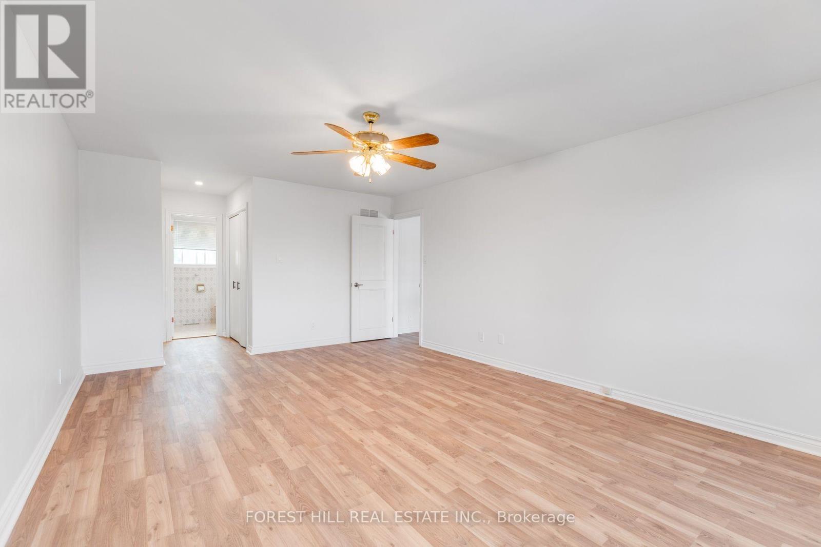 211 Carrville Road, Richmond Hill, Ontario  L4C 6E4 - Photo 17 - N13652404