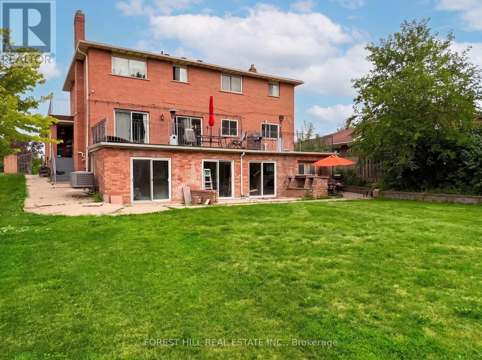 211 Carrville Road, Richmond Hill, Ontario  L4C 6E4 - Photo 24 - N13652404
