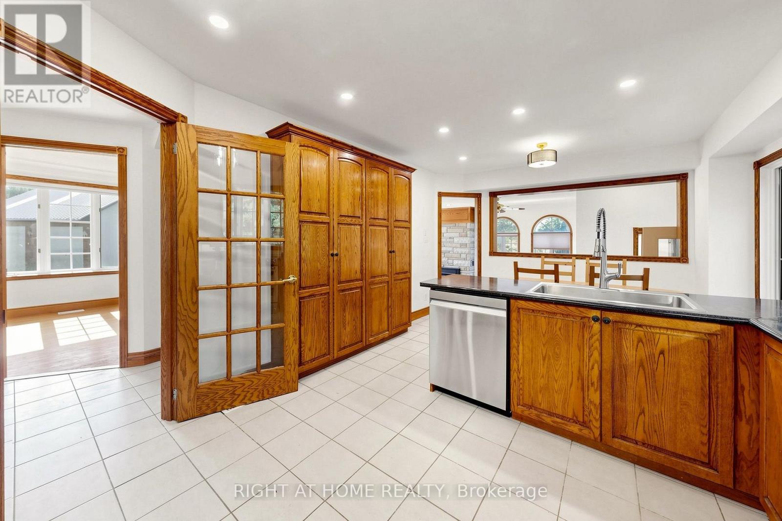 3016 Cole Road, East Gwillimbury, Ontario  L0G 1R0 - Photo 11 - N13652472