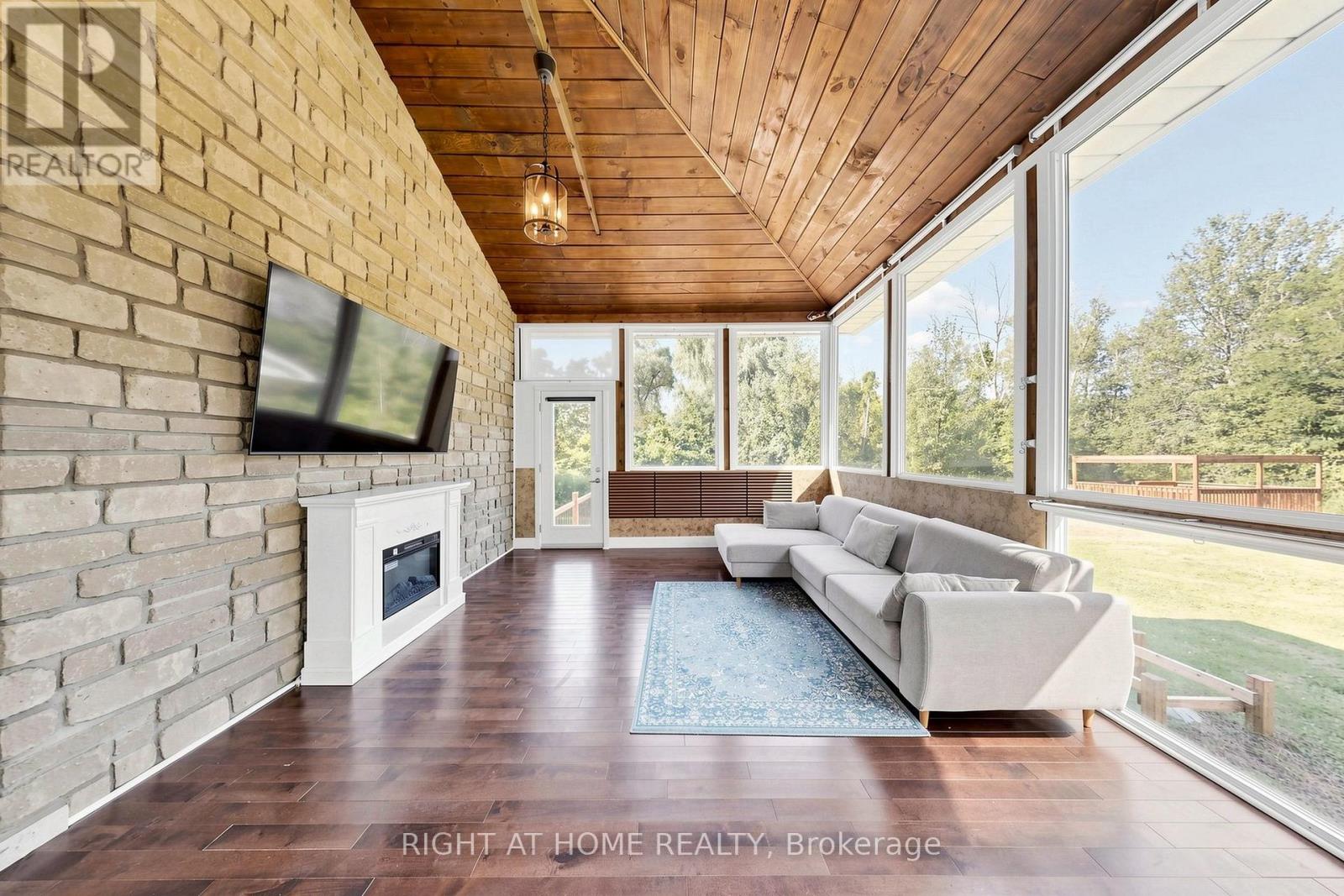 3016 Cole Road, East Gwillimbury, Ontario  L0G 1R0 - Photo 15 - N13652472