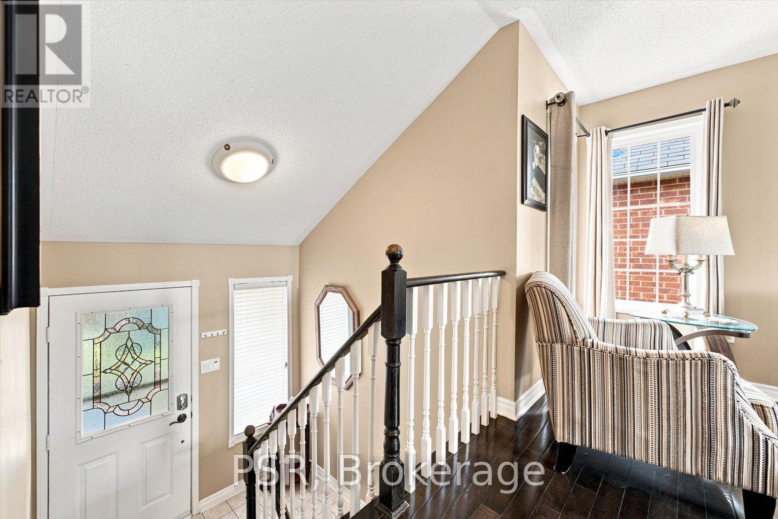 7 Bradwick Court, Caledon, Ontario  L7C 1C9 - Photo 10 - W13647280
