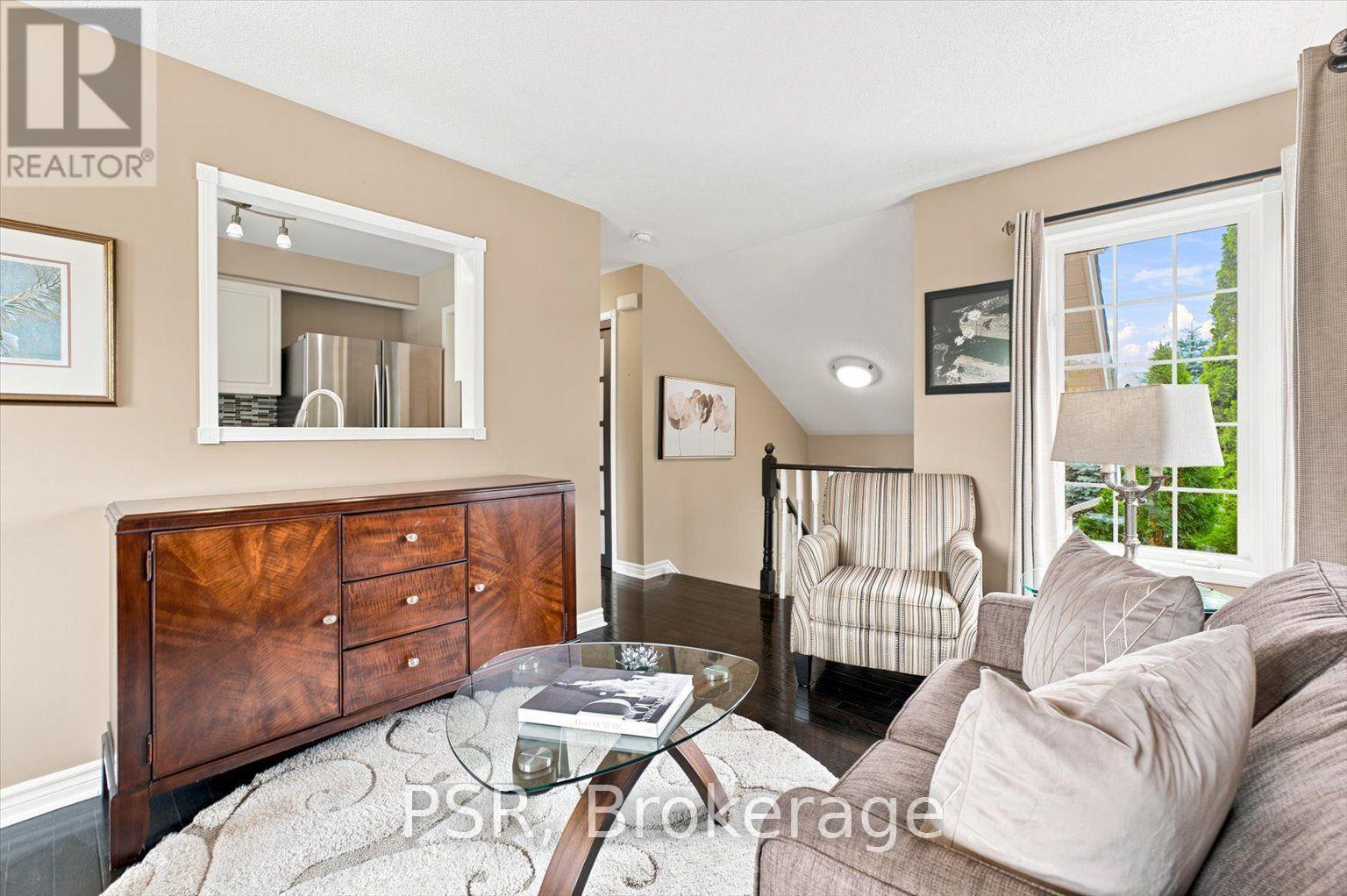 7 Bradwick Court, Caledon, Ontario  L7C 1C9 - Photo 7 - W13647280