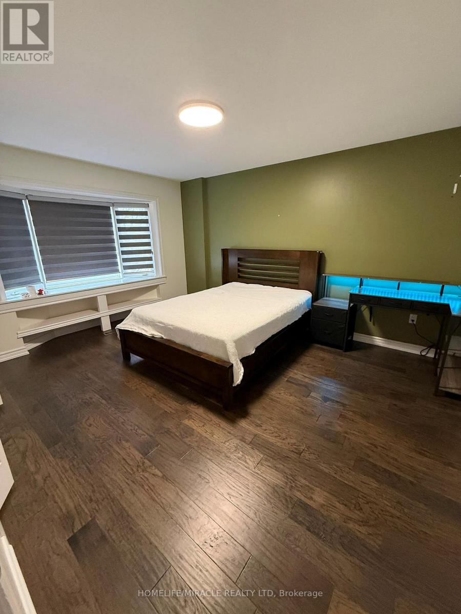 2133 Heidi Avenue, Burlington, Ontario  L7M 3P4 - Photo 17 - W13652336