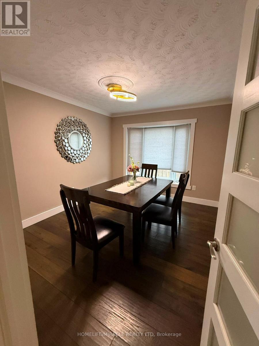 2133 Heidi Avenue, Burlington, Ontario  L7M 3P4 - Photo 9 - W13652336