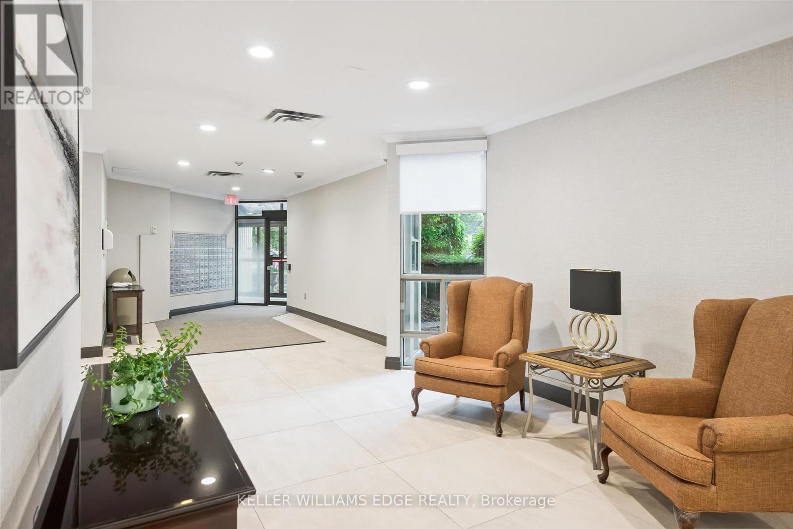 1105 - 5080 Pinedale Avenue, Burlington, Ontario  L5L 5V7 - Photo 4 - W13652376