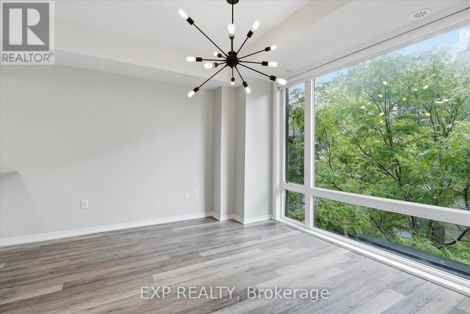 58 - 28 Fieldway Road, Toronto, Ontario  M8Z 0E3 - Photo 5 - W13652392