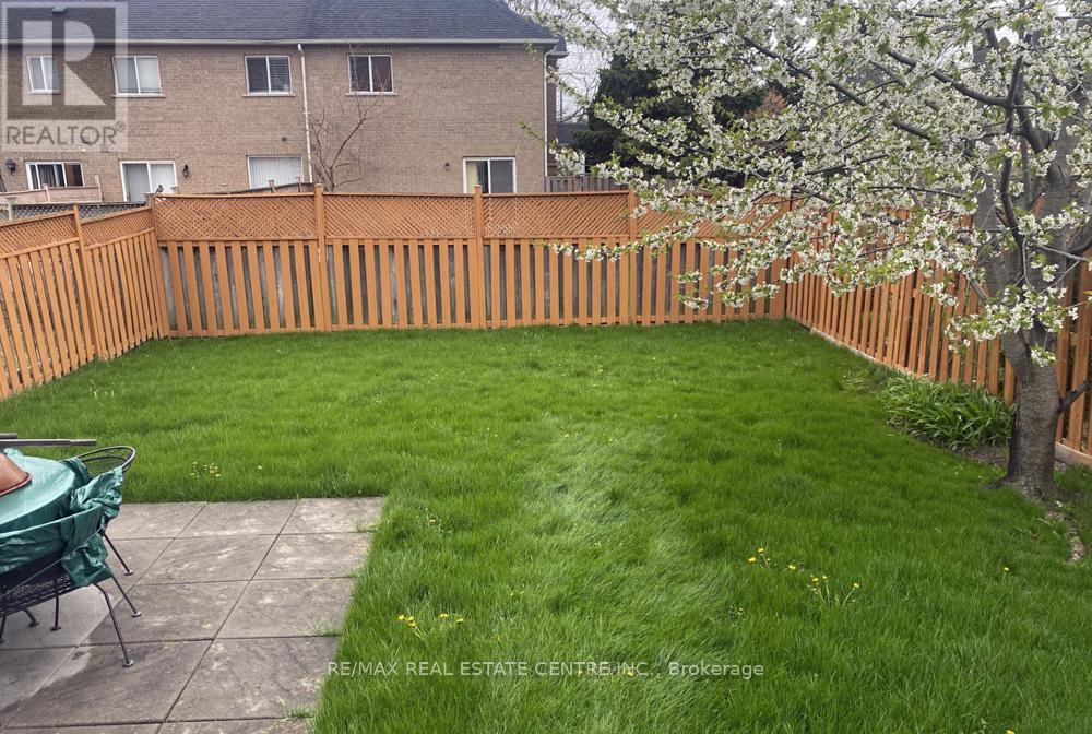 5554 Linwell Place, Mississauga, Ontario  L5M 6L7 - Photo 30 - W13652426
