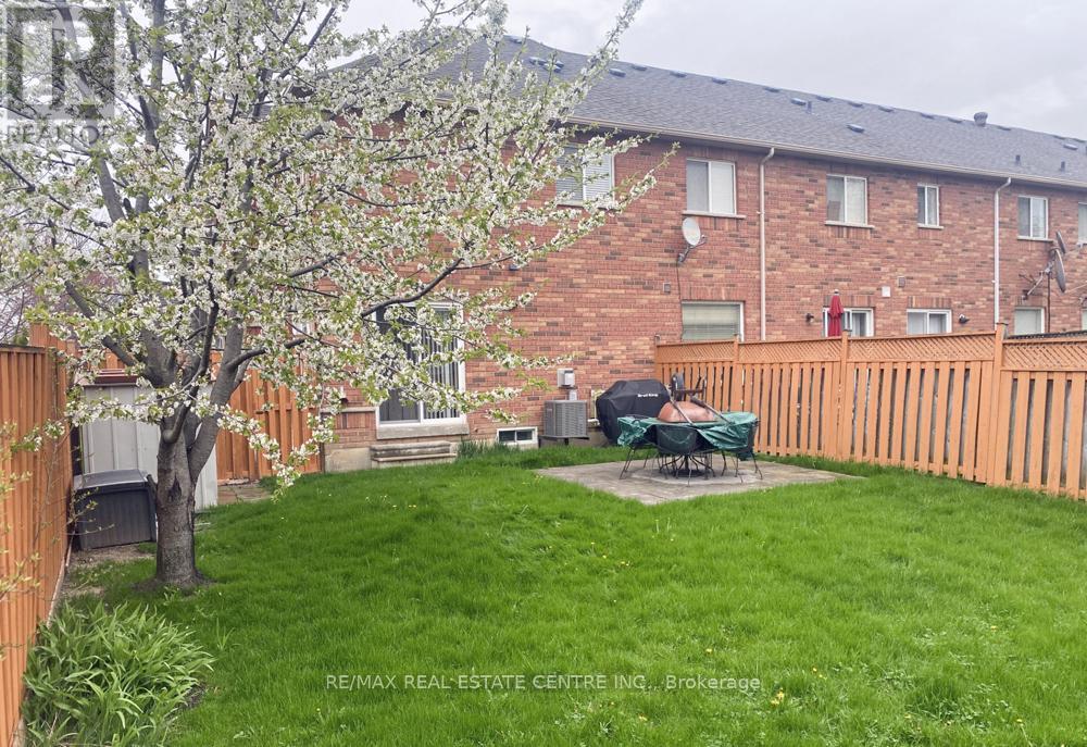 5554 Linwell Place, Mississauga, Ontario  L5M 6L7 - Photo 35 - W13652426