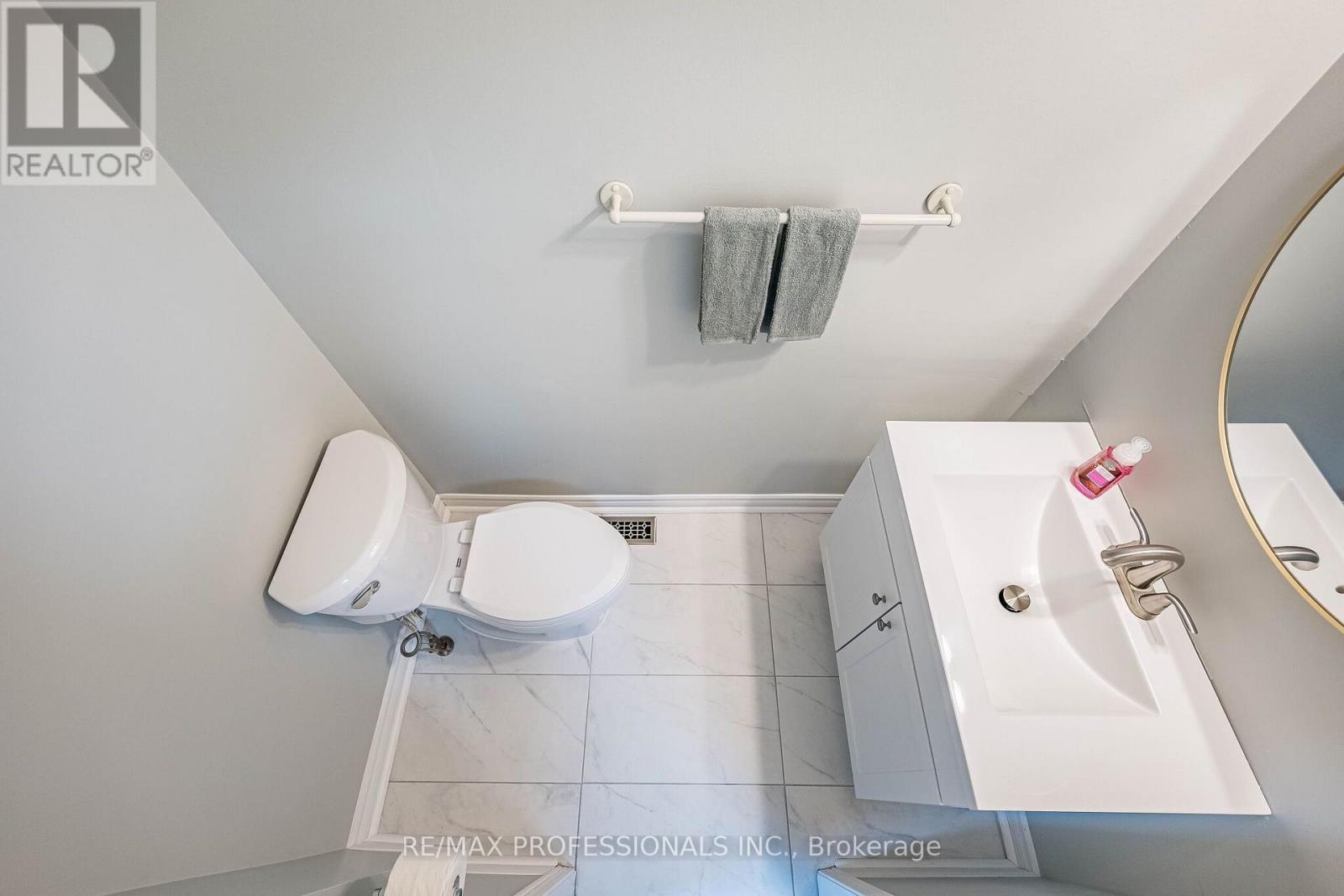 23 - 2004 Glenada Crescent, Oakville, Ontario  L6H 5P5 - Photo 21 - W13652432