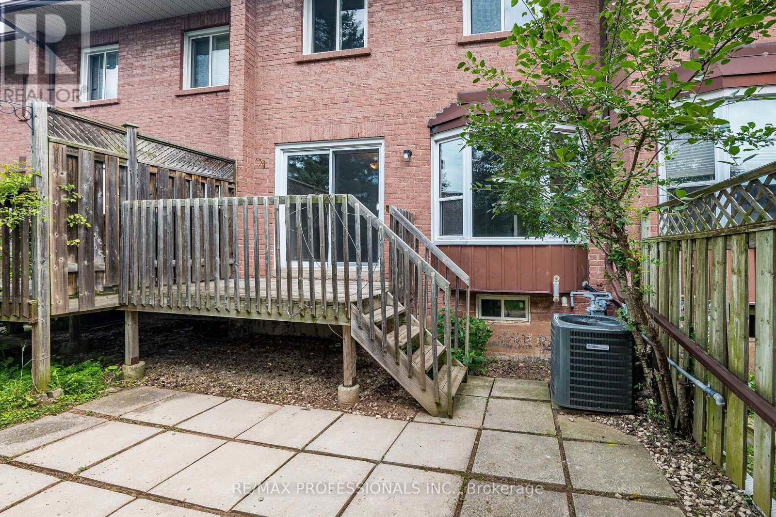 23 - 2004 Glenada Crescent, Oakville, Ontario  L6H 5P5 - Photo 46 - W13652432