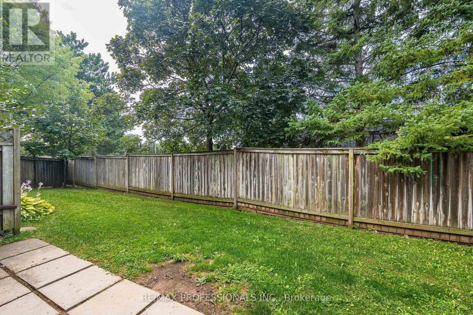 23 - 2004 Glenada Crescent, Oakville, Ontario  L6H 5P5 - Photo 50 - W13652432
